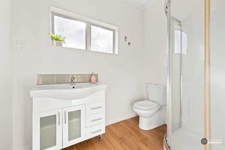Photo of property in 2f2- Bentinck Street, Wallaceville, Upper Hutt, 5018