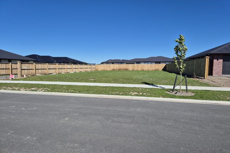 Photo of property in 5 Muldowney Drive, Rolleston, 7614