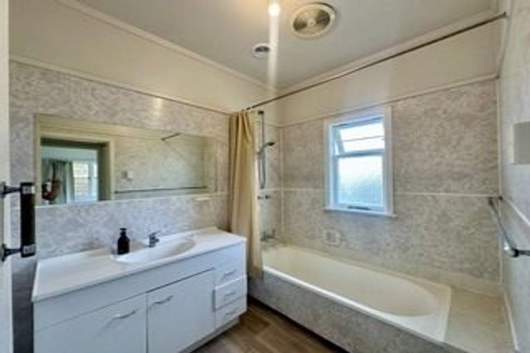 Photo of property in 117 Victoria Street, Cambridge, 3434