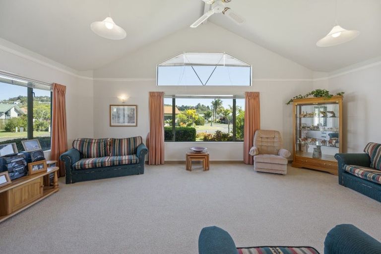 Photo of property in 9 Beaufort Place, Taradale, Napier, 4112