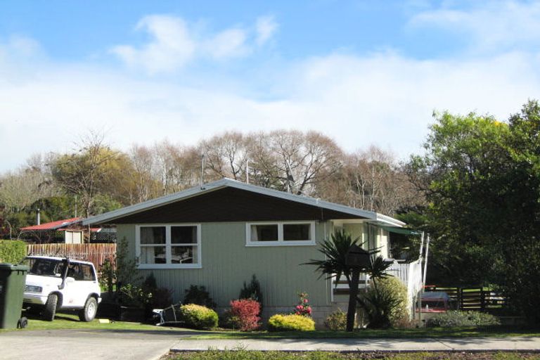 Photo of property in 10 Margaret Avenue, Havelock North, 4130