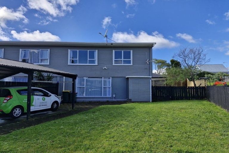 Photo of property in 20 Cook Street, Marfell, New Plymouth, 4310