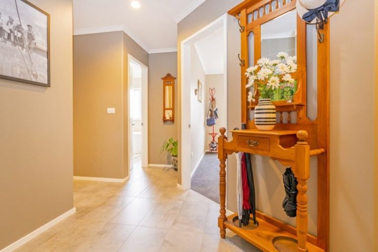 Photo of property in 80 Kupe Drive, Whitianga, 3510