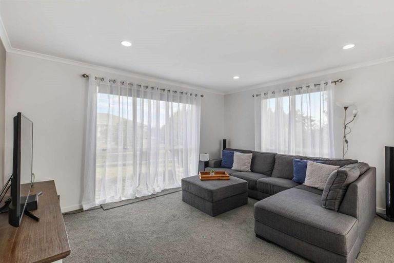 Photo of property in 18 Premila Drive, Pukekohe, 2120