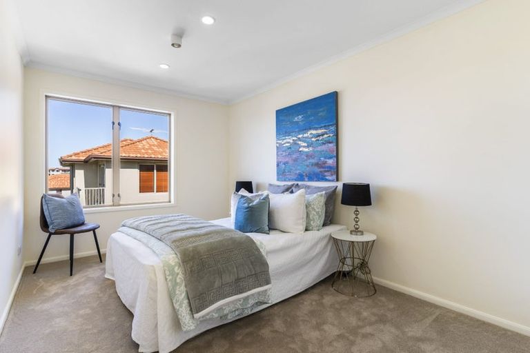 Photo of property in 49 Millennial Way, Orewa, 0931