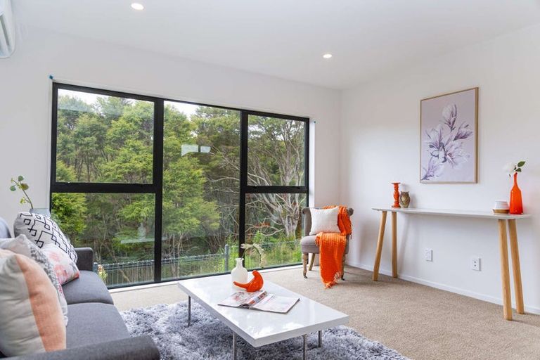 Photo of property in 22a Poruru Close, Papakura, 2110