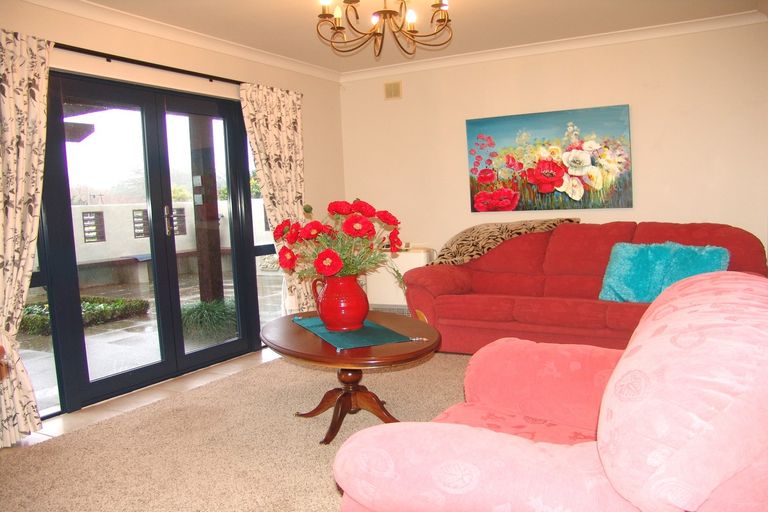 Photo of property in 121 Leger Grove, Te Awamutu, 3875