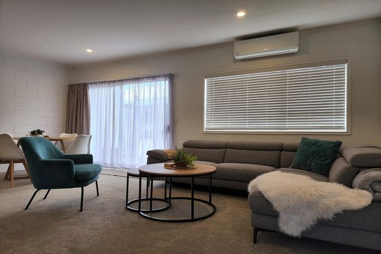 Photo of property in 48a Pitcairn Street, Oakura, 4314