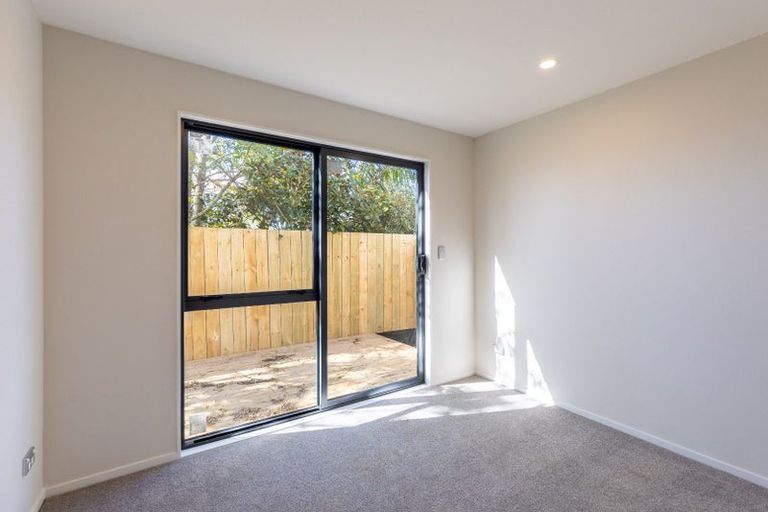 Photo of property in 6c Kaweka Street, New Lynn, Auckland, 0600