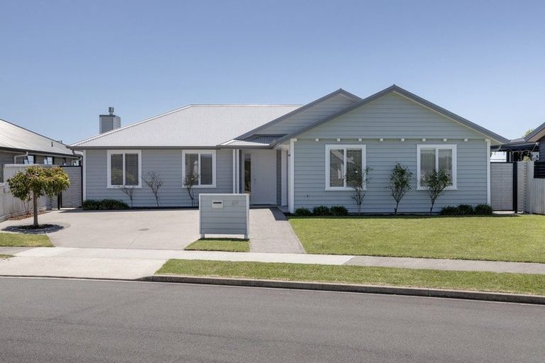 Photo of property in 69 Goodwin Crescent, Pyes Pa, Tauranga, 3112