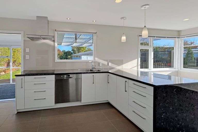 Photo of property in 20 Trafford Street, Harewood, Christchurch, 8051