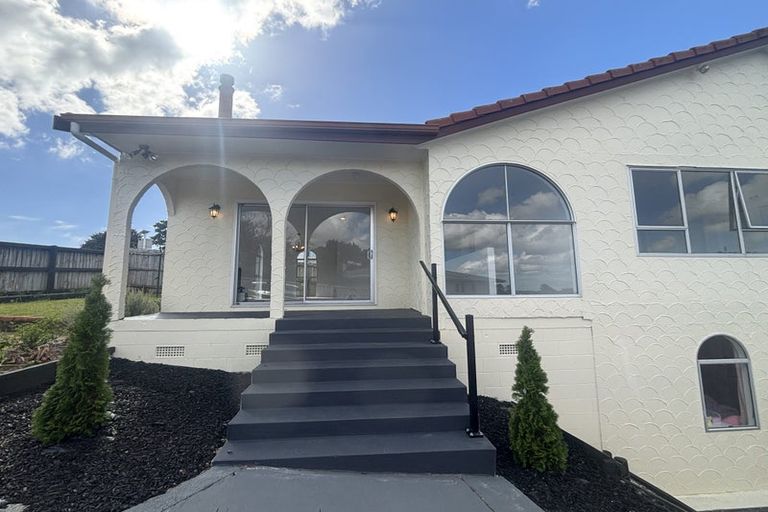 Photo of property in 65 Gills Road, Bucklands Beach, Auckland, 2014