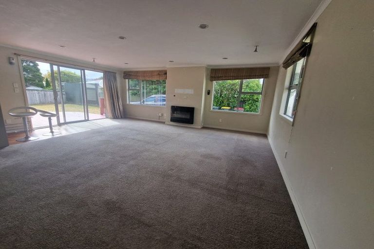 Photo of property in 36a Saint Ronans Avenue, Waterloo, Lower Hutt, 5011
