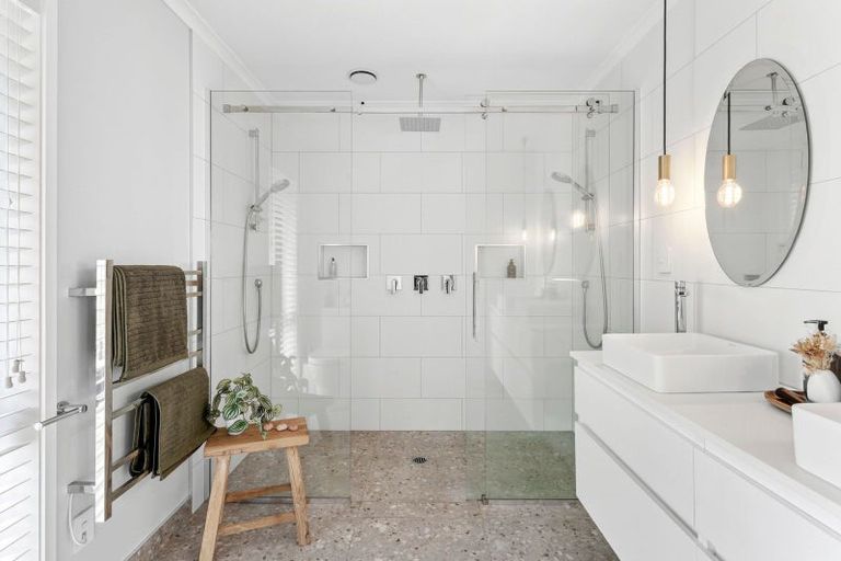 Photo of property in 72 Redoubt Road, Cambridge, 3495