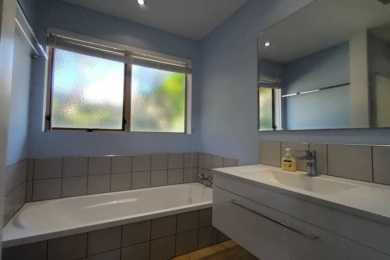 Photo of property in 8 Timaru Grove, Kelson, Lower Hutt, 5010