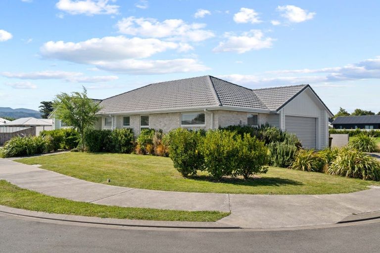 Photo of property in 1 Peony Drive, Greytown, 5712