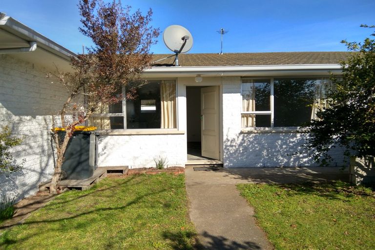 Photo of property in 2/574 Hereford Street, Linwood, Christchurch, 8011