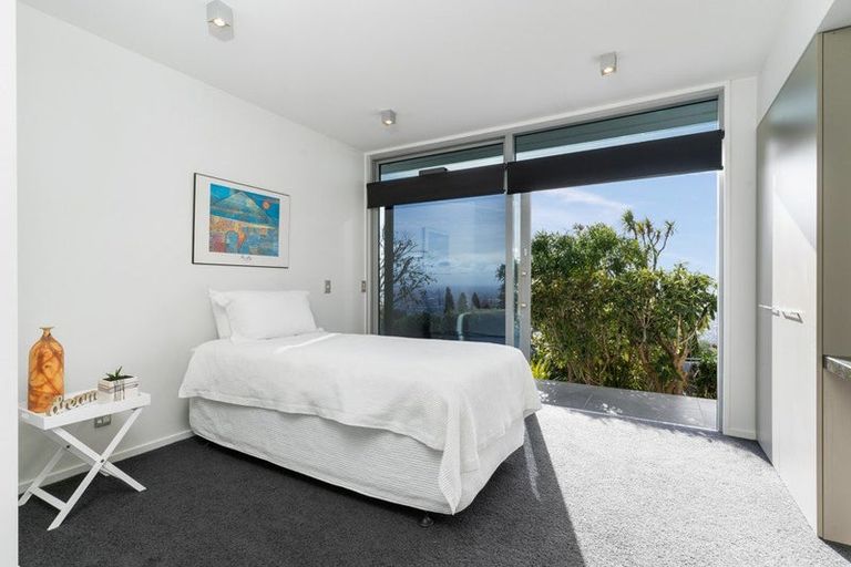 Photo of property in 9 Allom Lane, Cashmere, Christchurch, 8022