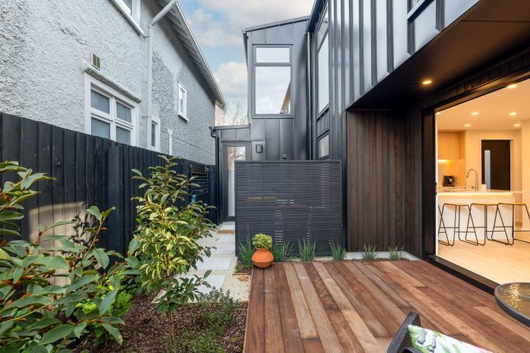 Photo of property in 6/9 Innes Road, St Albans, Christchurch, 8052