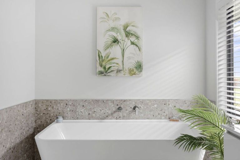 Photo of property in 72 Redoubt Road, Cambridge, 3495