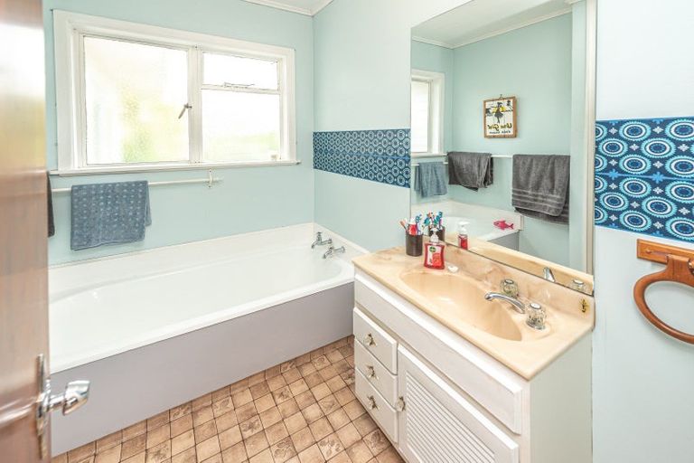 Photo of property in 187 No 3 Line, Whanganui East, Whanganui, 4500