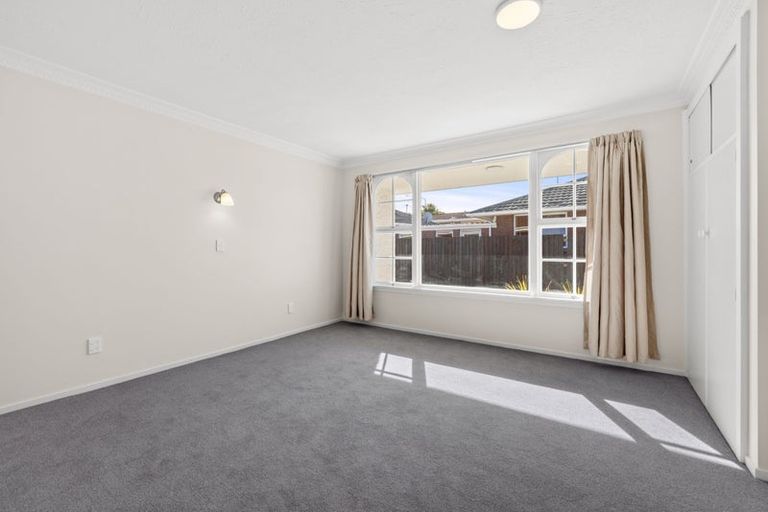 Photo of property in 222a Waimairi Road, Ilam, Christchurch, 8041