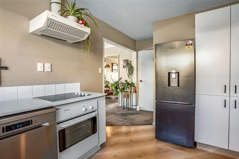 Photo of property in Carmichael Courts, 2/14 Wharenui Road, Upper Riccarton, Christchurch, 8041