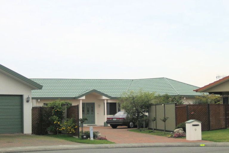 Photo of property in 9 Claridge Place, Taradale, Napier, 4112