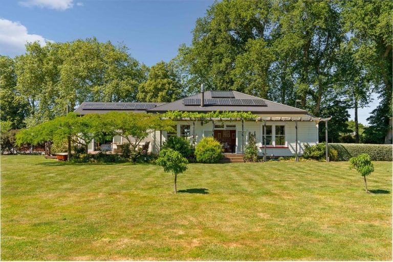 Photo of property in 133a Papawai Road, Greytown, 5794