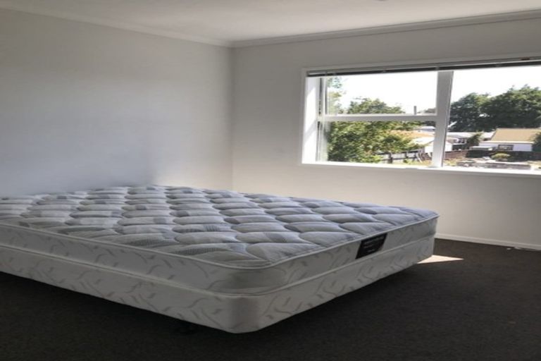 Photo of property in 17/10u Burrows Place, Frankton, Hamilton, 3204