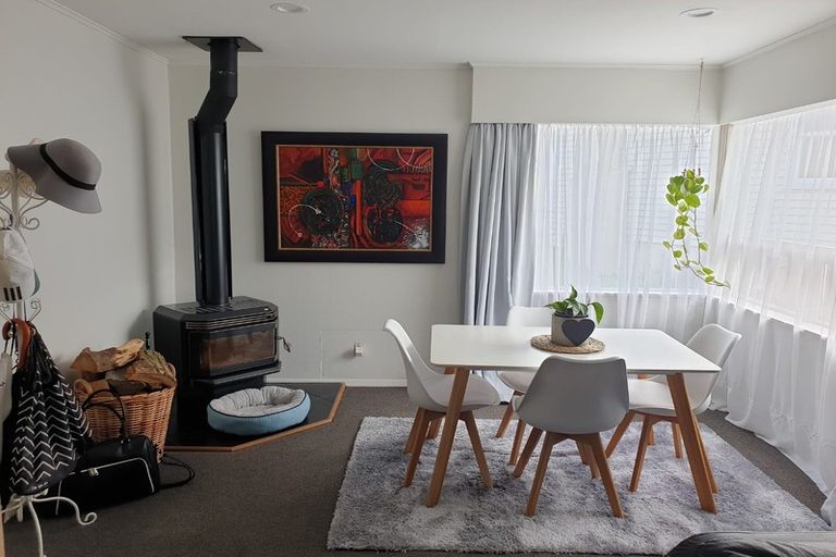 Photo of property in 36 Larsen Crescent, Tawa, Wellington, 5028