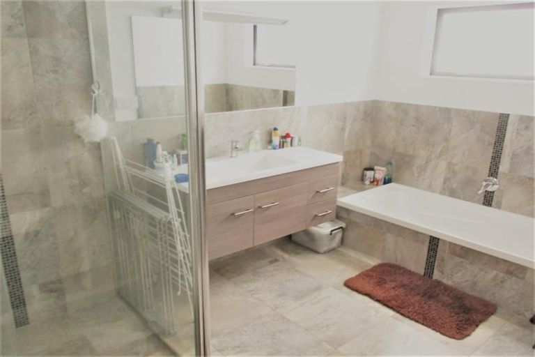 Photo of property in 89 Kotuku Drive, Paraparaumu Beach, Paraparaumu, 5032