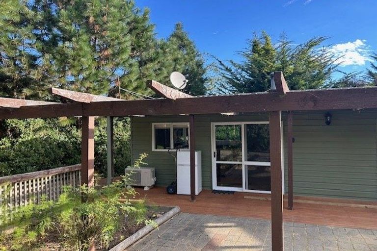 Photo of property in 11 Wairewa Pa Road, Little River, 7591