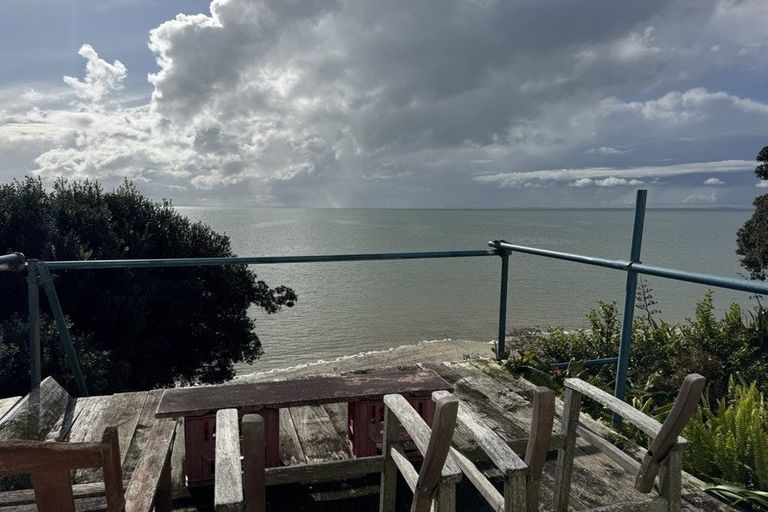 Photo of property in 41 Torkar Road, Clarks Beach, 2122