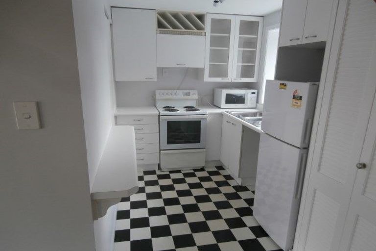 Photo of property in 2/238 Edgeware Road, Edgeware, Christchurch, 8013