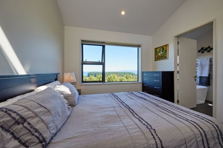 Photo of property in 8 Ingles Drive, Kaikoura Flat, Kaikoura, 7371