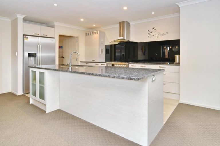 Photo of property in 22 Hawthorn Mews, Rangiora, 7400