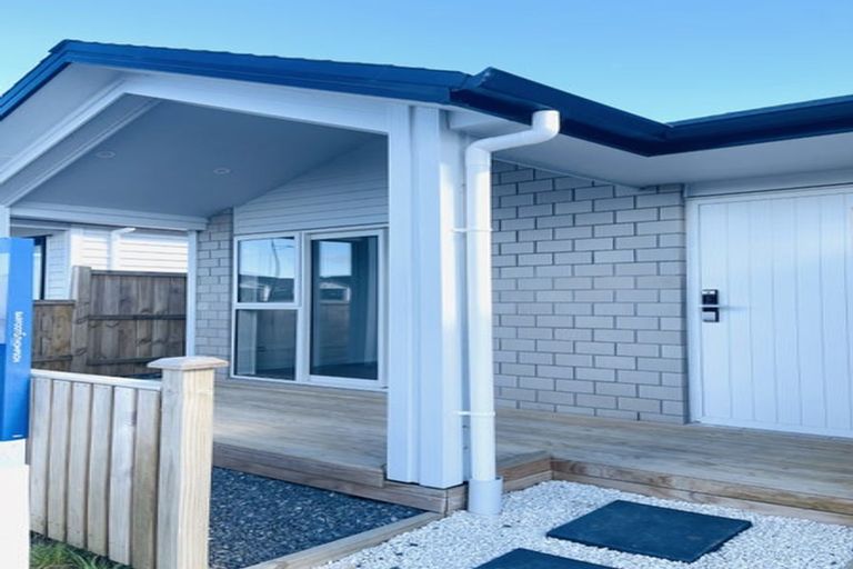 Photo of property in 9 Noia Way, Karaka, 2113