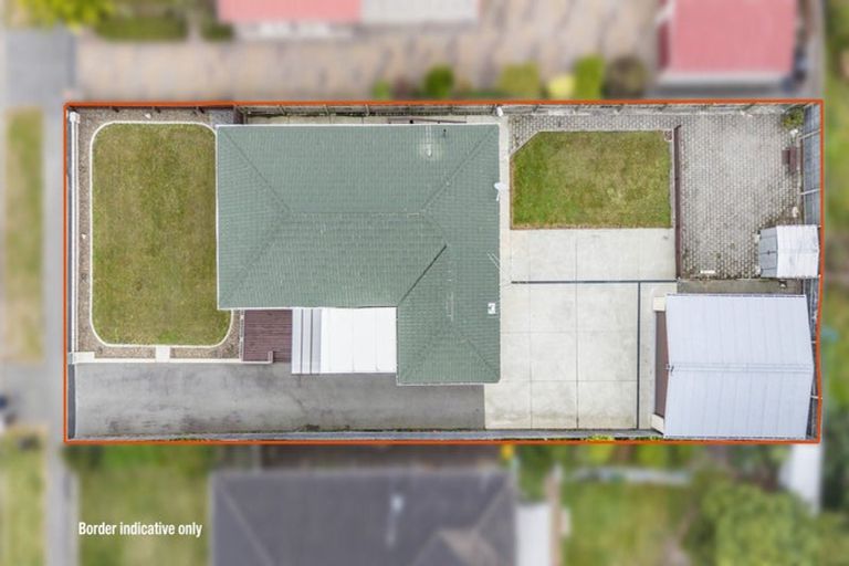 Photo of property in 237 Burwood Road, Burwood, Christchurch, 8083