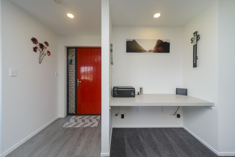 Photo of property in 30 Macdonald Heights, Feilding, 4702