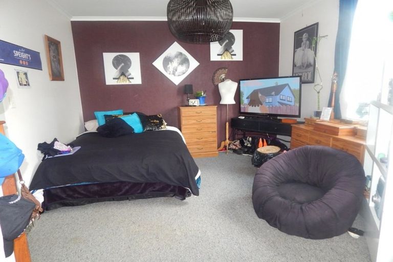 Photo of property in 123 Romilly Street, Westport, 7825