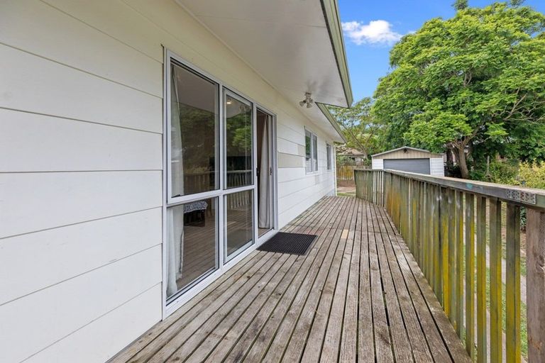 Photo of property in 8 Milsom Place, Te Puke, 3119