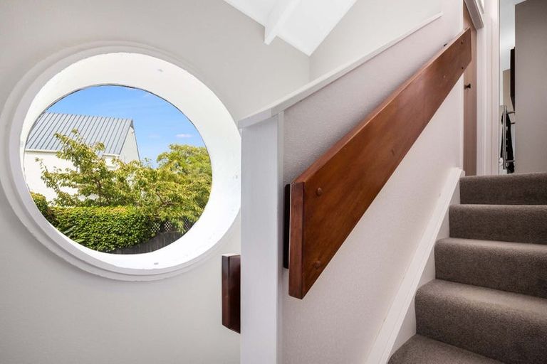 Photo of property in 6/354 Muritai Road, Eastbourne, Lower Hutt, 5013