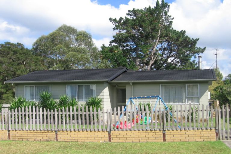Photo of property in 9 Pimento Place, New Lynn, Auckland, 0600