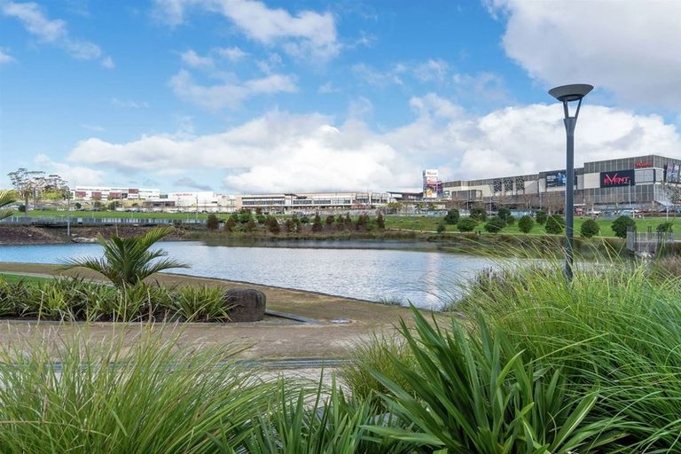 Photo of property in 604/27 Don Mckinnon Drive, Albany, Auckland, 0632