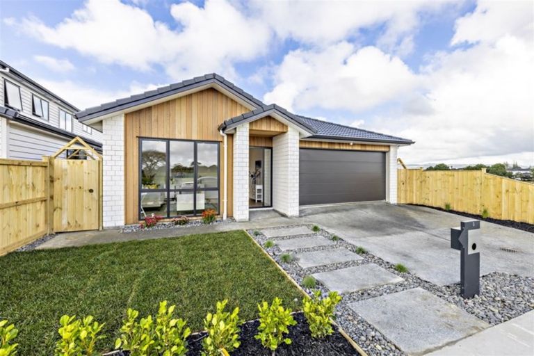 Photo of property in 3 Exmoor Road, Karaka, Papakura, 2113