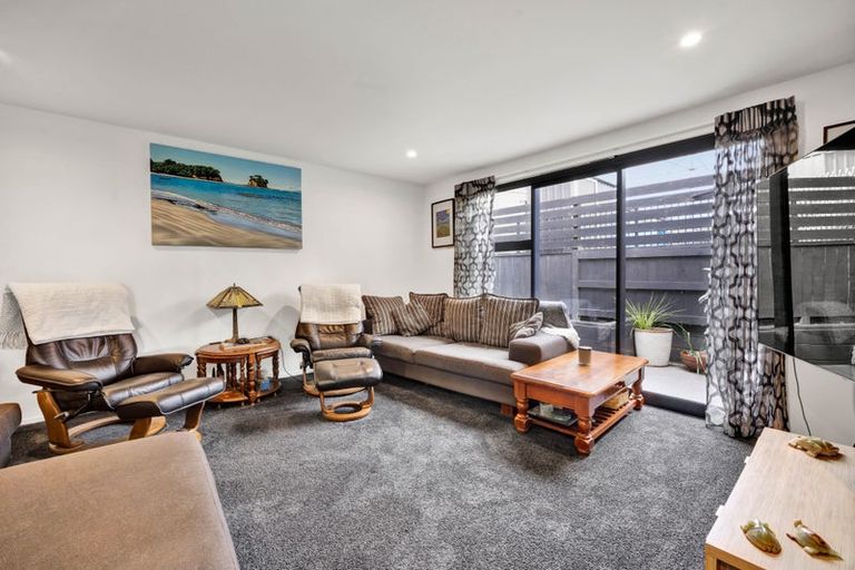 Photo of property in 23 Links Drive, Waiwhakaiho, New Plymouth, 4312