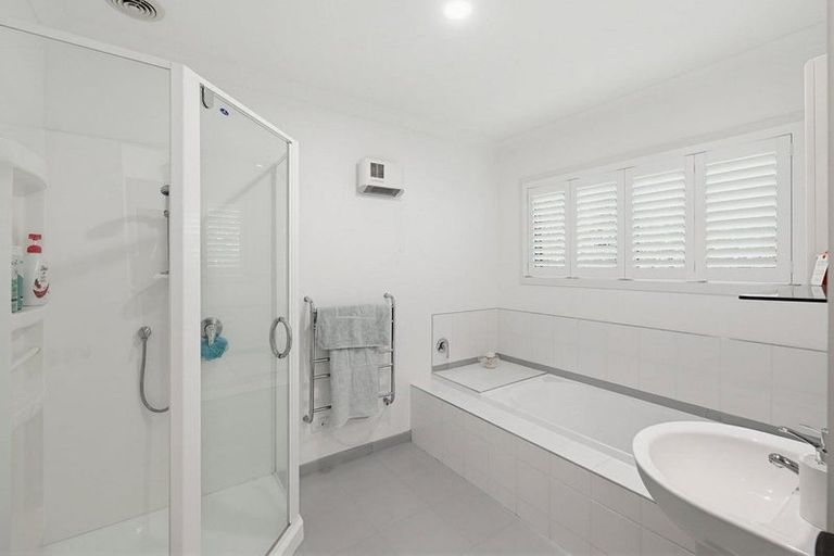 Photo of property in 8 River Glade, Waikanae, 5036