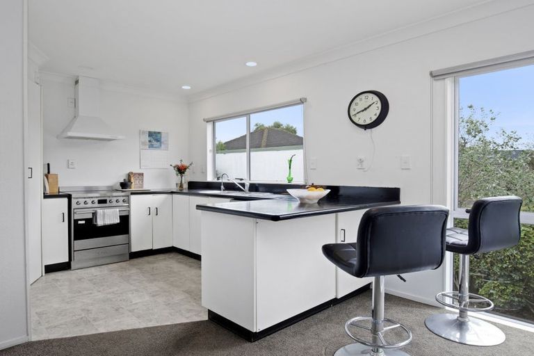 Photo of property in 6 Allen Road, Raumati Beach, Paraparaumu, 5032