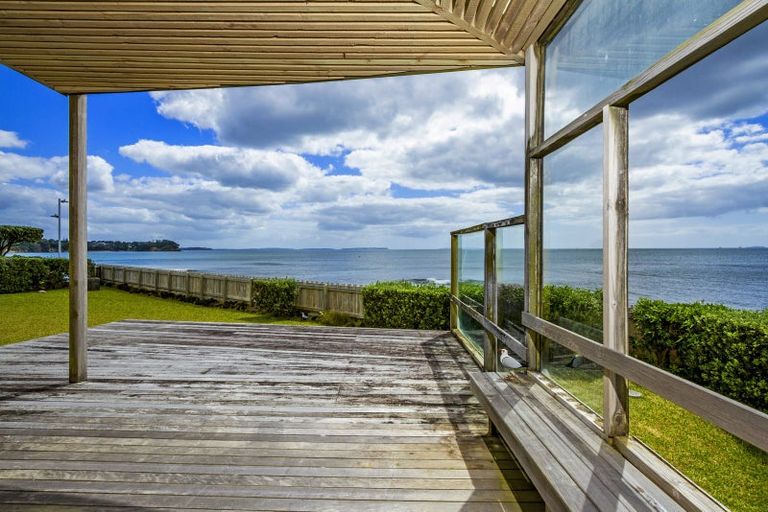 Photo of property in 39 Ocean View Road, Milford, Auckland, 0620
